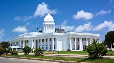 DISCOVER COLOMBO
-
Colombo
