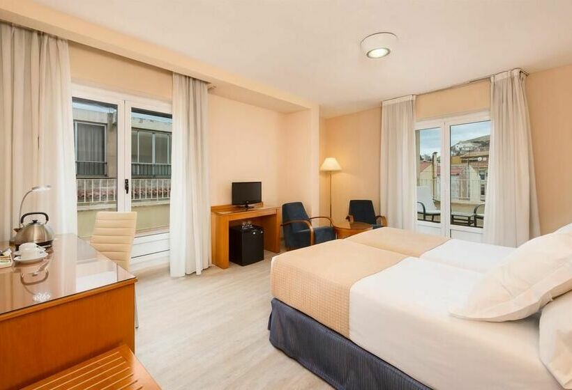 فندق Tryp Ciudad de Alicante أليكانتي
