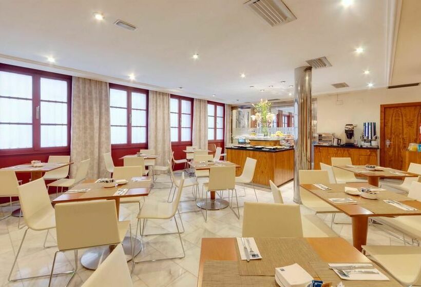 فندق Tryp Ciudad de Alicante أليكانتي