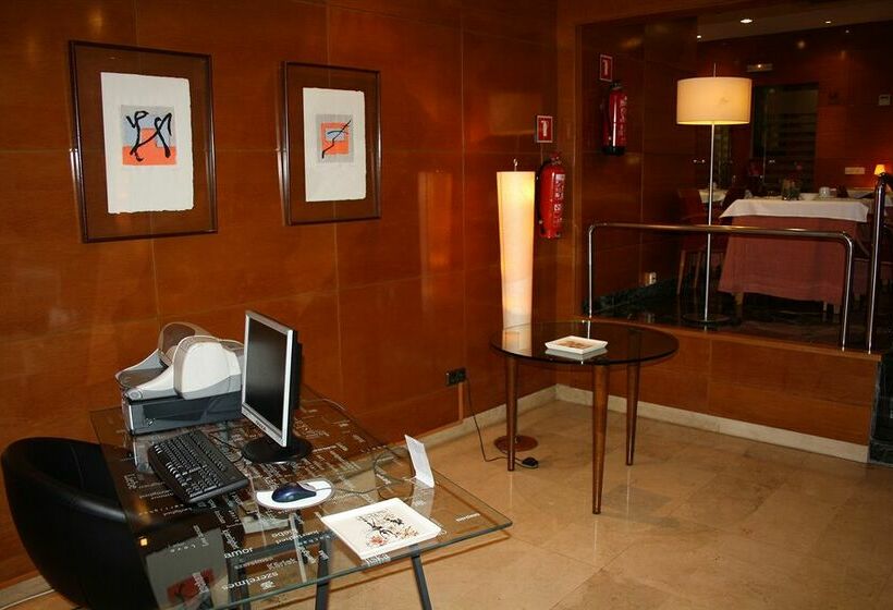 Hotel Husa Pedralbes Barcellona