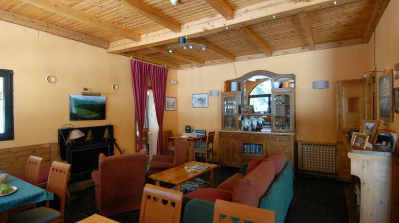 Hotel Banhs de Tredos Salardu