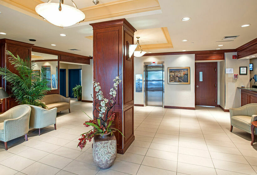 בית מלון כפרי Four Points by Sheraton Montreal Centre Ville מונטריאול