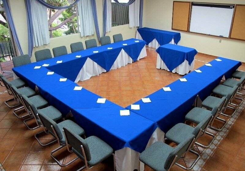 Novo Aparthotel San Salvador