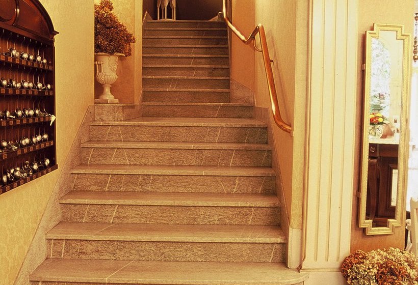 Minotel Excelsior Lourdes