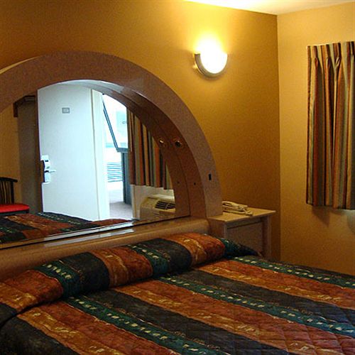 Oasis Motel New York