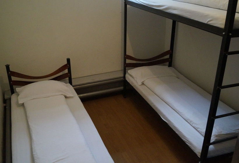 Jailhotel Lowengraben Lucerna