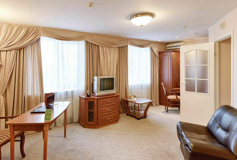Hotel Polustrovo Saint Petersburg
