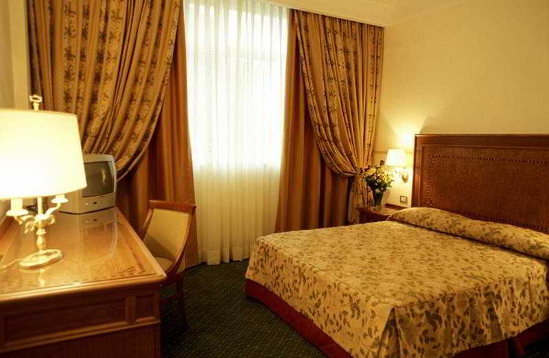 Sunrise Hotel Rome