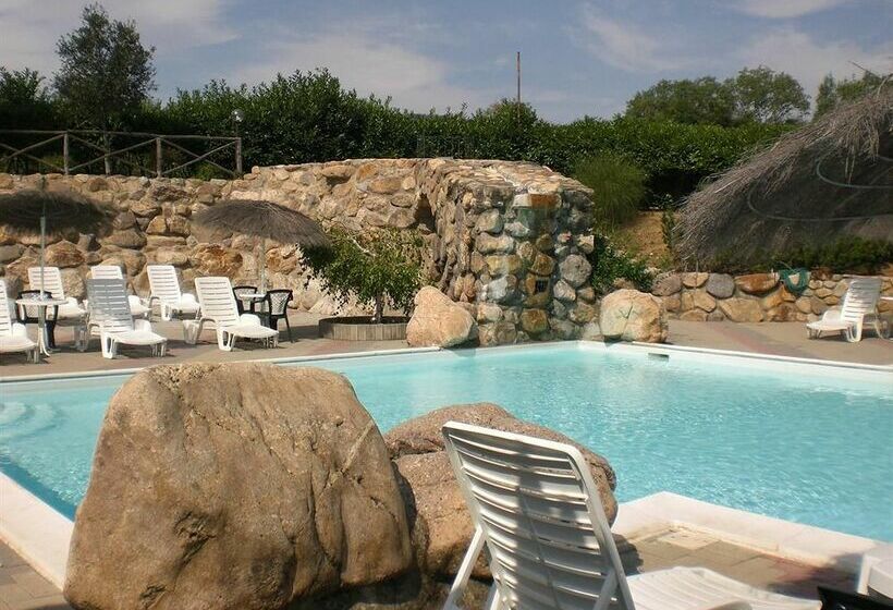 호텔 La Locanda Del Ponte Monticiano