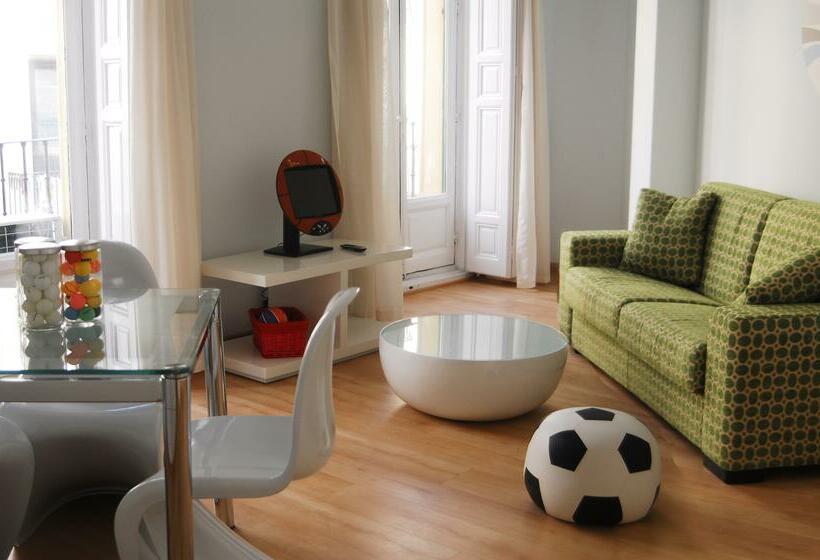 Apartamentos Blume Conde Aranda Madrid