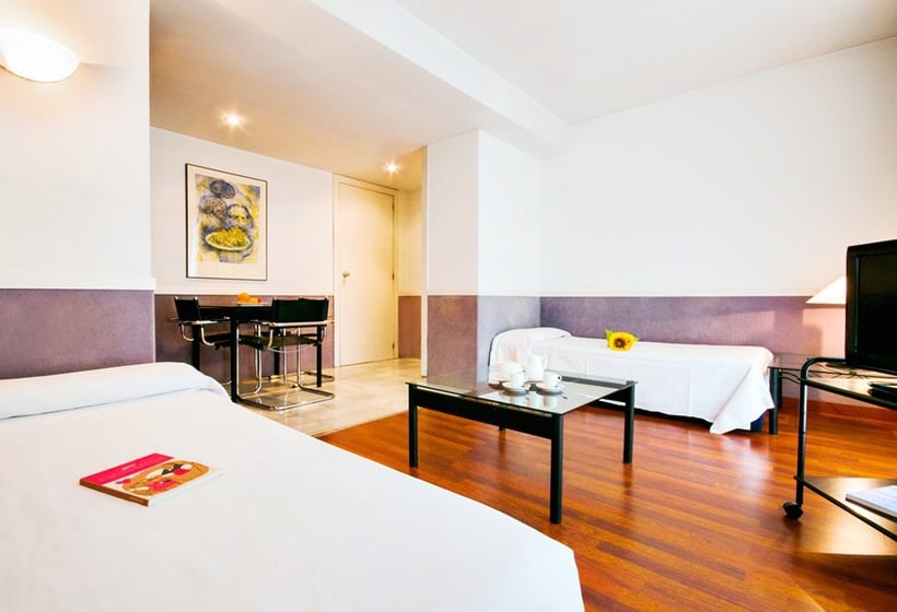Apartamentos Descartes Barcelona