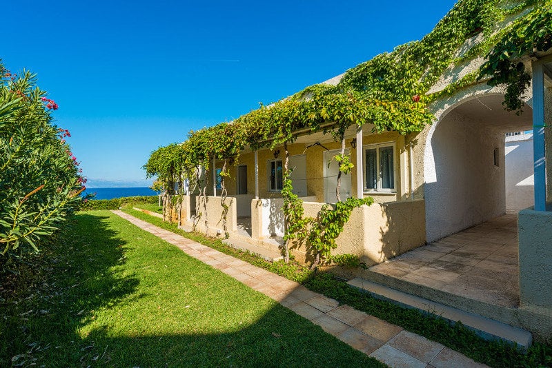 Niforeika Beach Hotel & Bungalows Kato Achaia