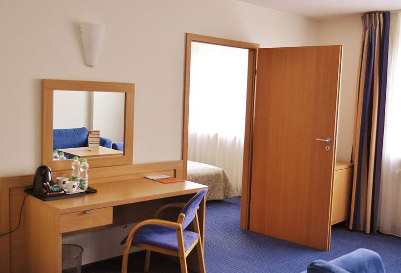 Hotel Wilanow Warszawa by DeSilva Warsaw