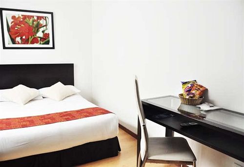 Hotel Innova 68 보고타
