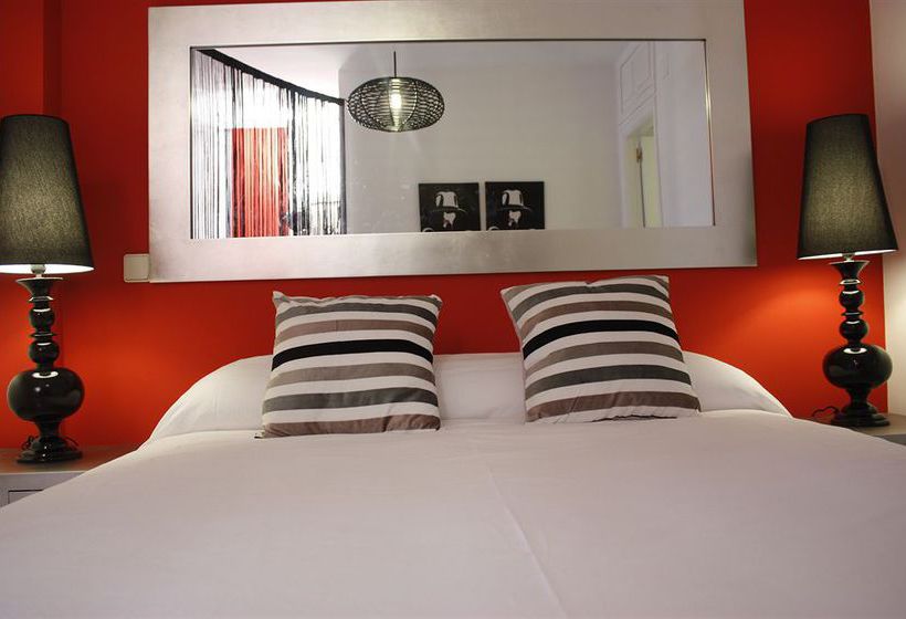 Apartamentos WooTravelling Plaza de Oriente Homtels Madrid