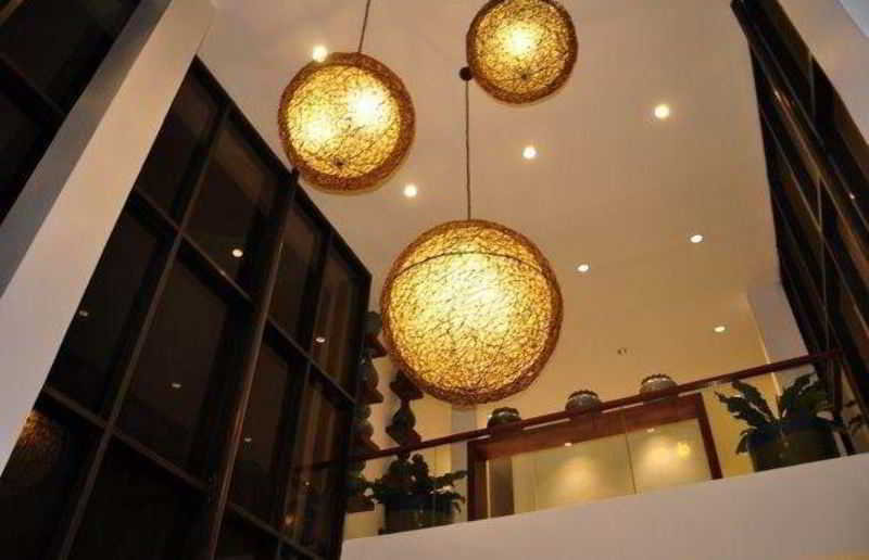 Hotel R Suites And Café Mandaue - Cebu Island