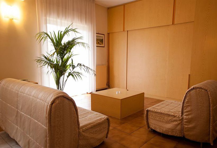 Residence Roma La Genziana Rome