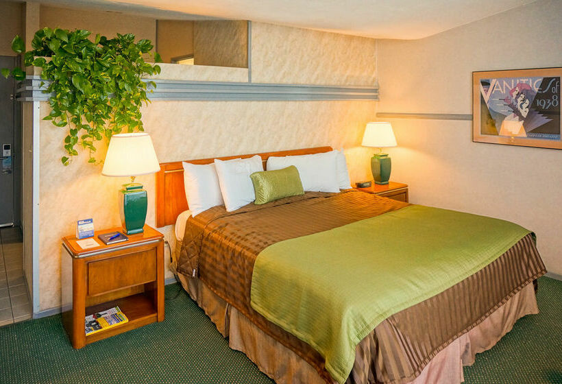 Travelodge Hotel at LAX Airport Los Angeles