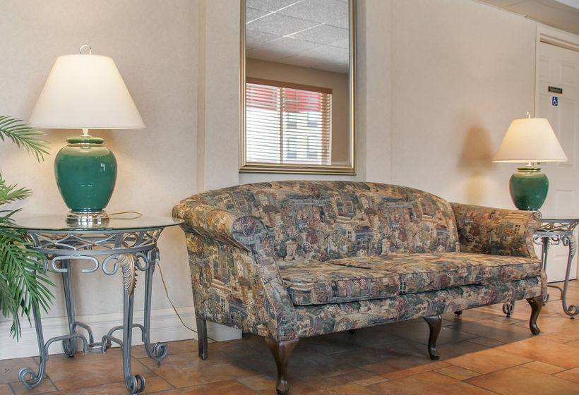 Hotel Econo Lodge Laval