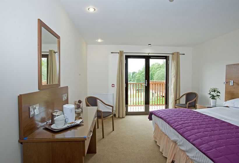 Отель The Lodge On The Loch Of Aboyne Restaurant With Rooms