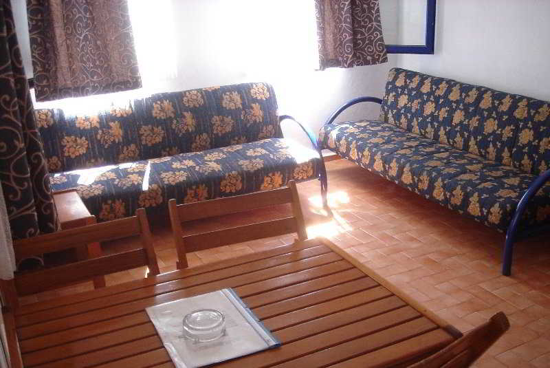 Central Aparthotel Gumbet