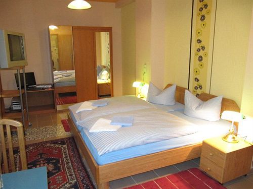 Hotel Am Märchenbrunnen Weissenfels