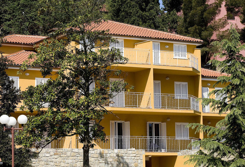 Hotel Villa Maia Strunjan