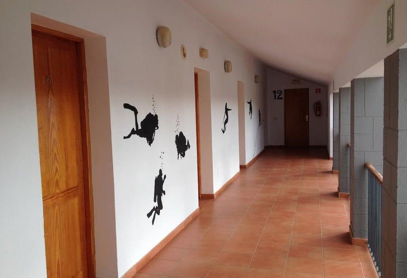 Gemeinschaftsbereiche Albergue de Guía Santa Maria de Guia