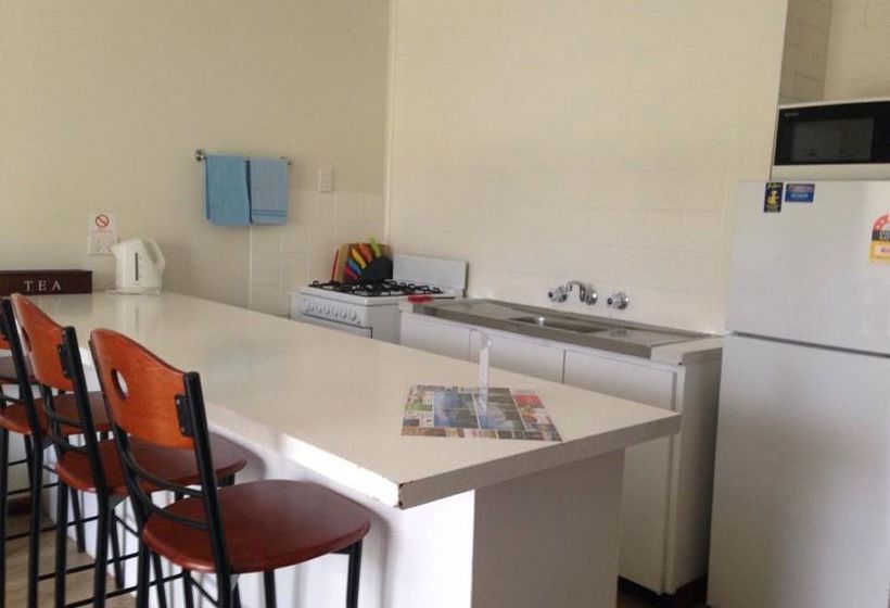 Emu Beach Chalets Albany